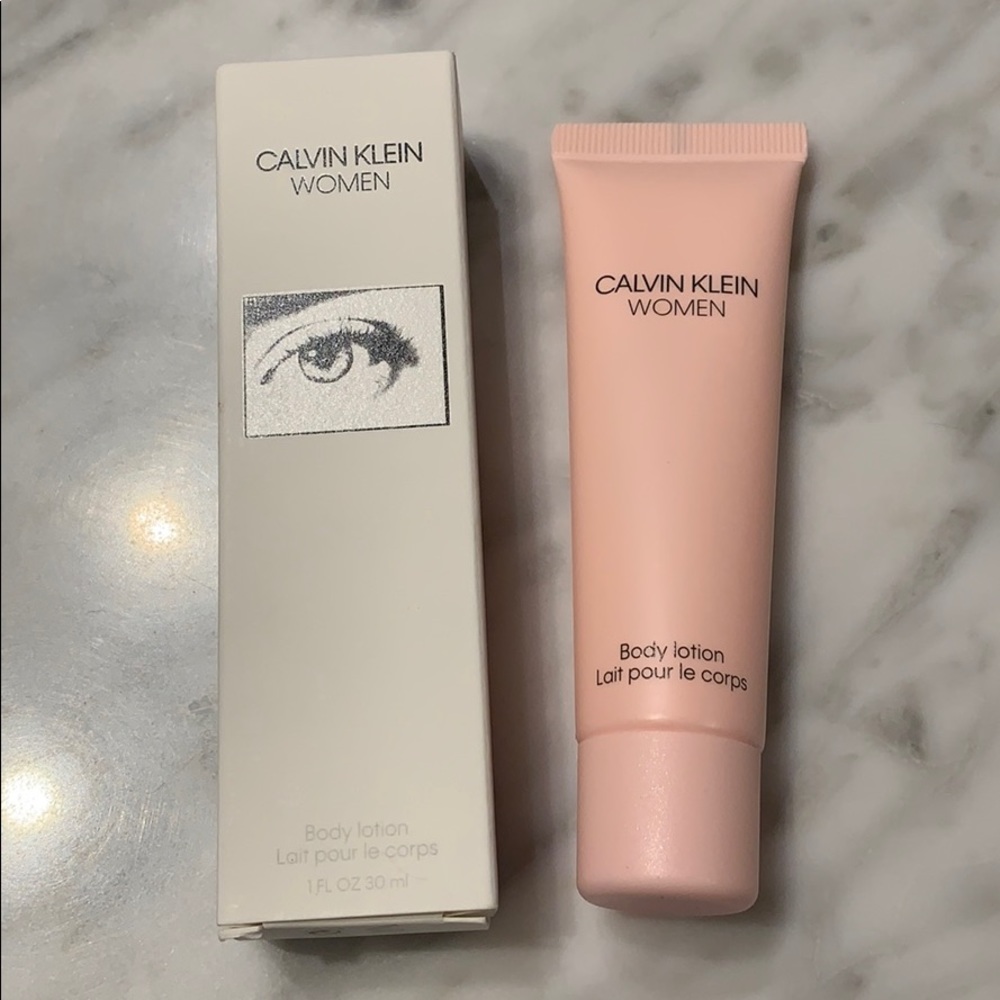 Calvin Klein Women body lotion